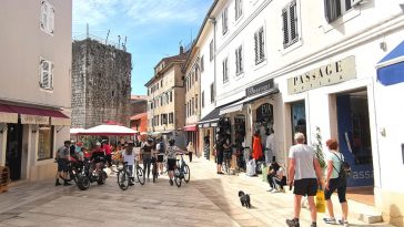 Poreč turisti foto tanja kocijančić