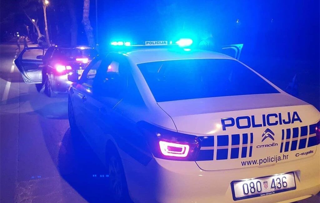 noćna prometna policija nesreća noć mrak mračna