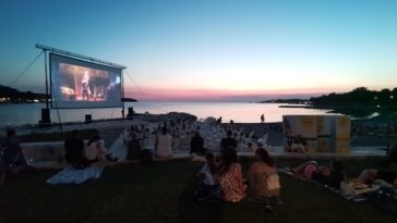 funtana kino na plaži srpanj 2022 foto tanja kocijančić