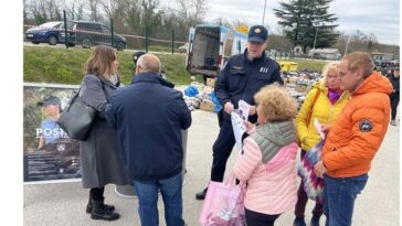 Foto Policijska uprava istarska - Edukacija na sajmu u Žminju