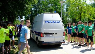 norijada maturanti policija NE DIRAJ FOTKU