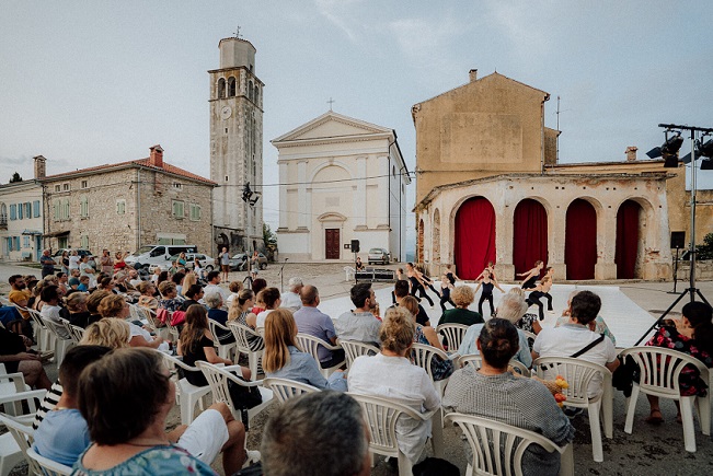 Balet u Vižinadi - Foto Sebastijan Skoko