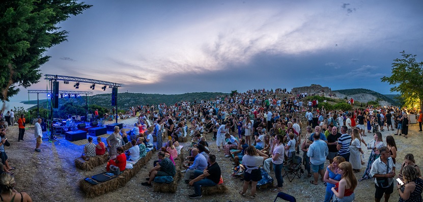 Foto Loris Zupanc - TZ Marčana - Koncert u Raklju u čast Oliveru DRagojeviću