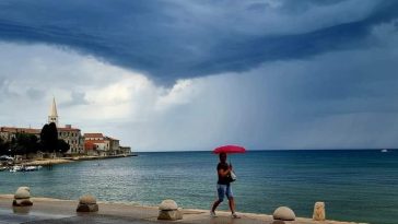 Kišni Poreč - Foto Marinela Žiković kiša oblaci