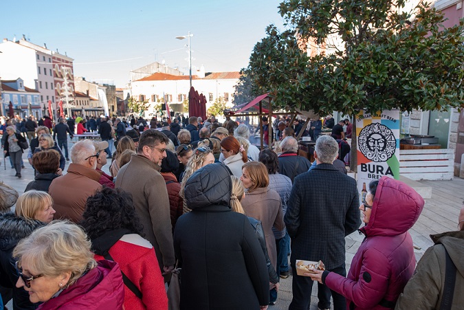 Poreč proslavio feštom za građane titulu šampiona turizma u 2024.