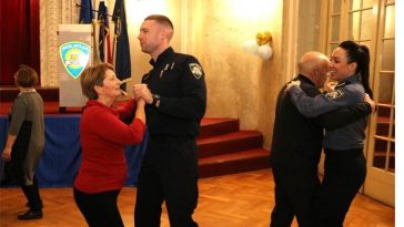 foto: PU istarska nonići policajci ples